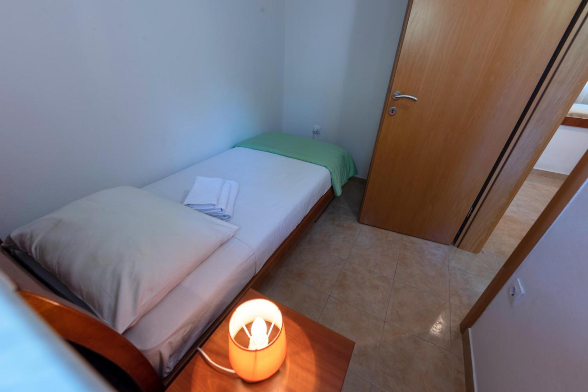 Apartment Anamaria With Seaview Petrčane Dış mekan fotoğraf