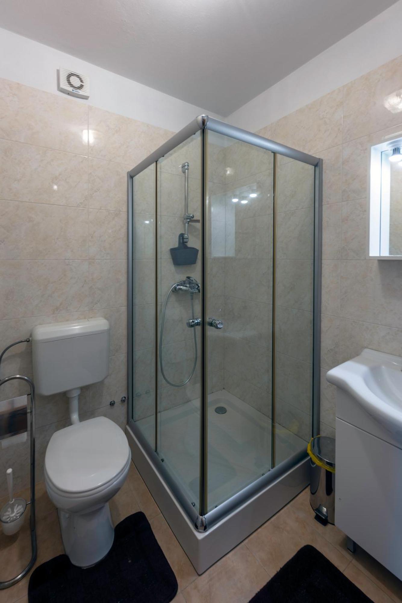 Apartment Anamaria With Seaview Petrčane Dış mekan fotoğraf