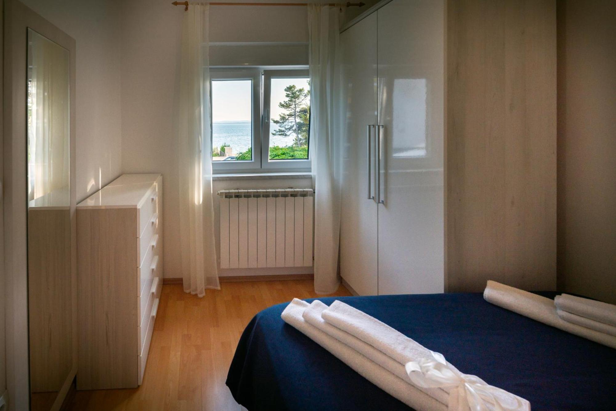 Apartment Anamaria With Seaview Petrčane Dış mekan fotoğraf